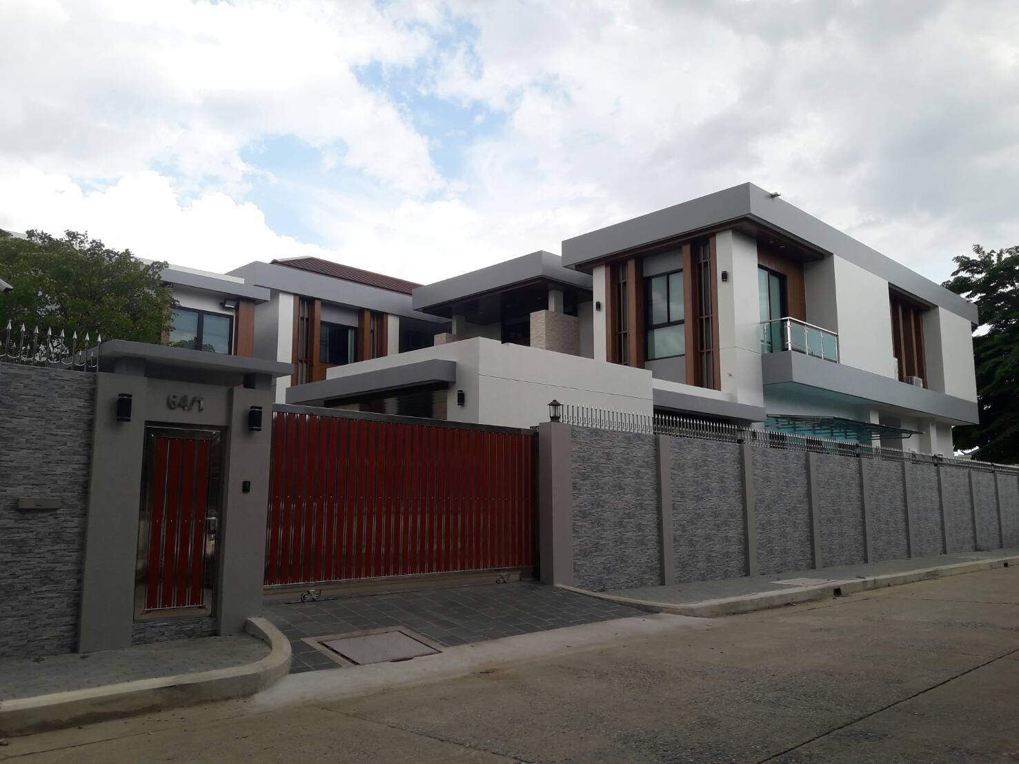 ผลงานบ้าน 2 ชั้นแบบพิเศษ (P-259)