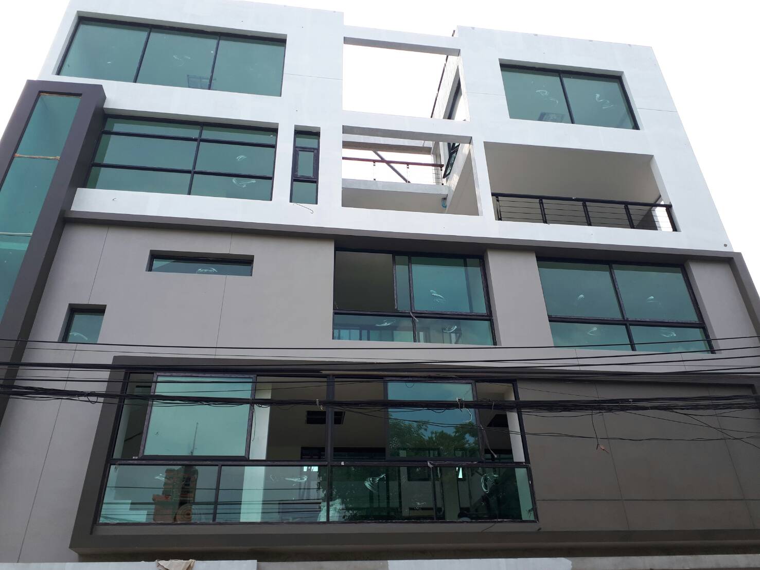 ผลงานบ้าน 4 ชั้น แบบพิเศษ