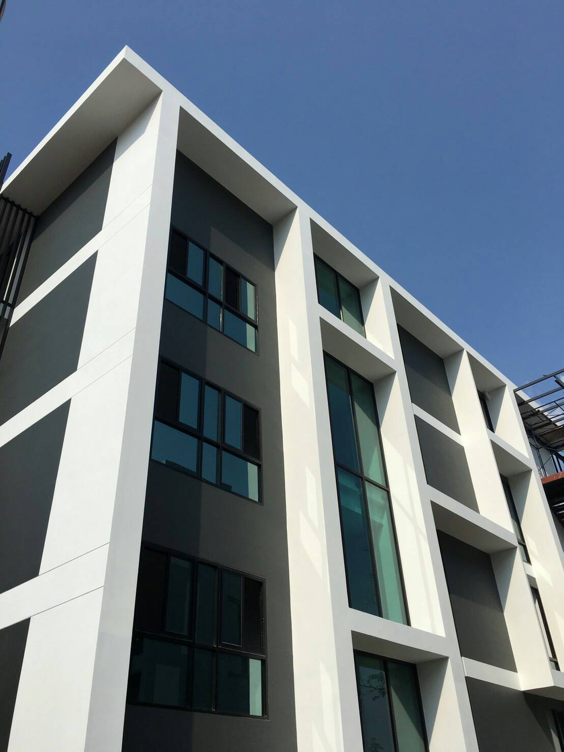 ผลงานบ้าน 4 ชั้น แบบพิเศษ